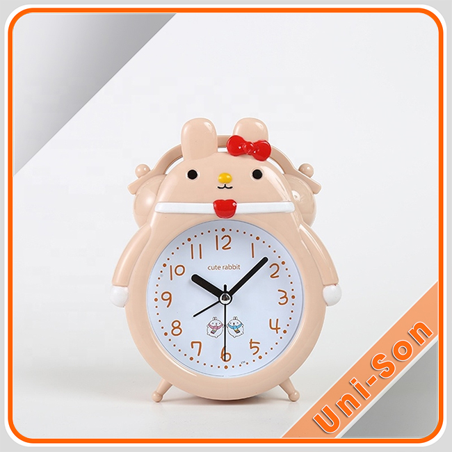 Đồng hồ để bàn nhựa