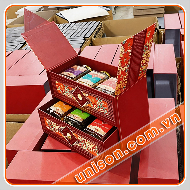 Hộp giấy 2 tầng cánh cung