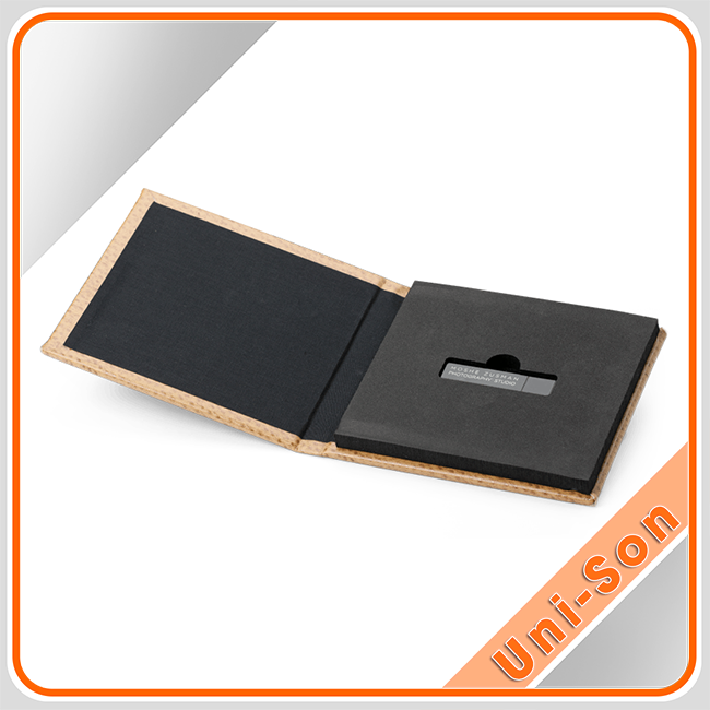 Hộp đựng USB