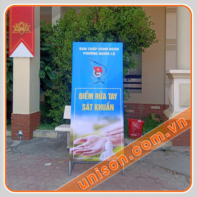 thiết kế và in standee quảng cáo công ty, doanh nghiệp giá tốt unison hình 1