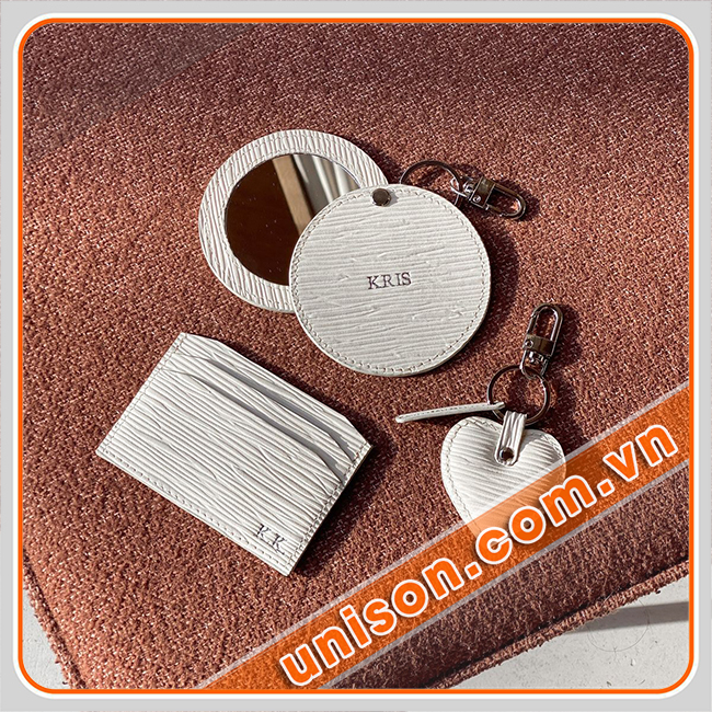 sản xuất móc khóa charm túi đa năng