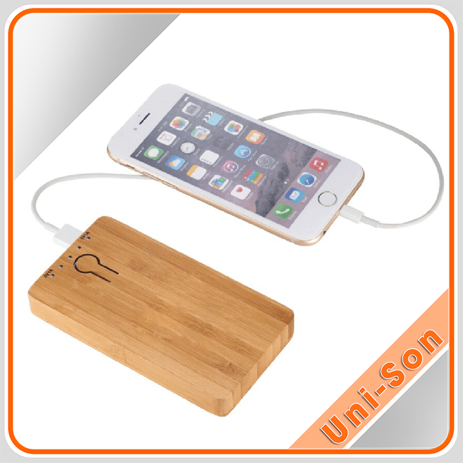 Pin sạc dự phòng gỗ