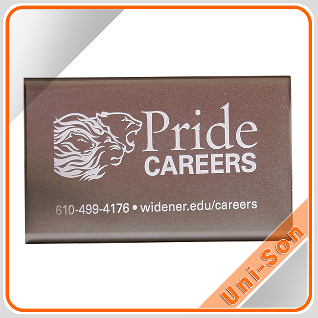 Pin sạc dự phòng kim loại