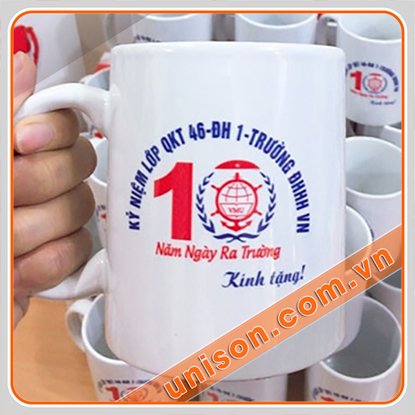 Ly sứ Bát Tràng