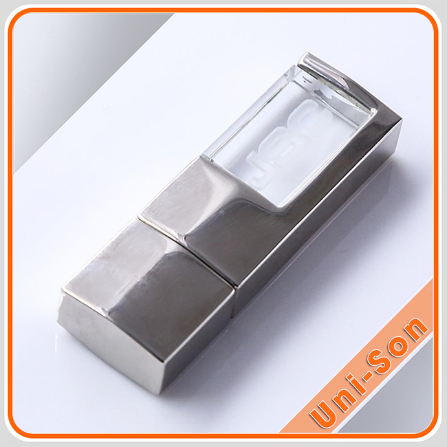 USB pha lê